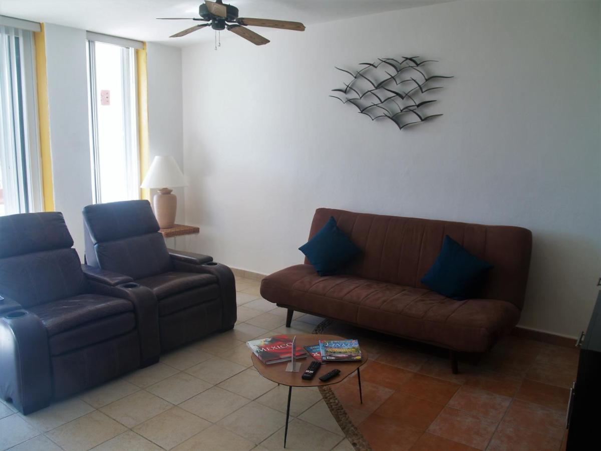 Beachfront Apartment Your Home In Косумел Екстериор снимка